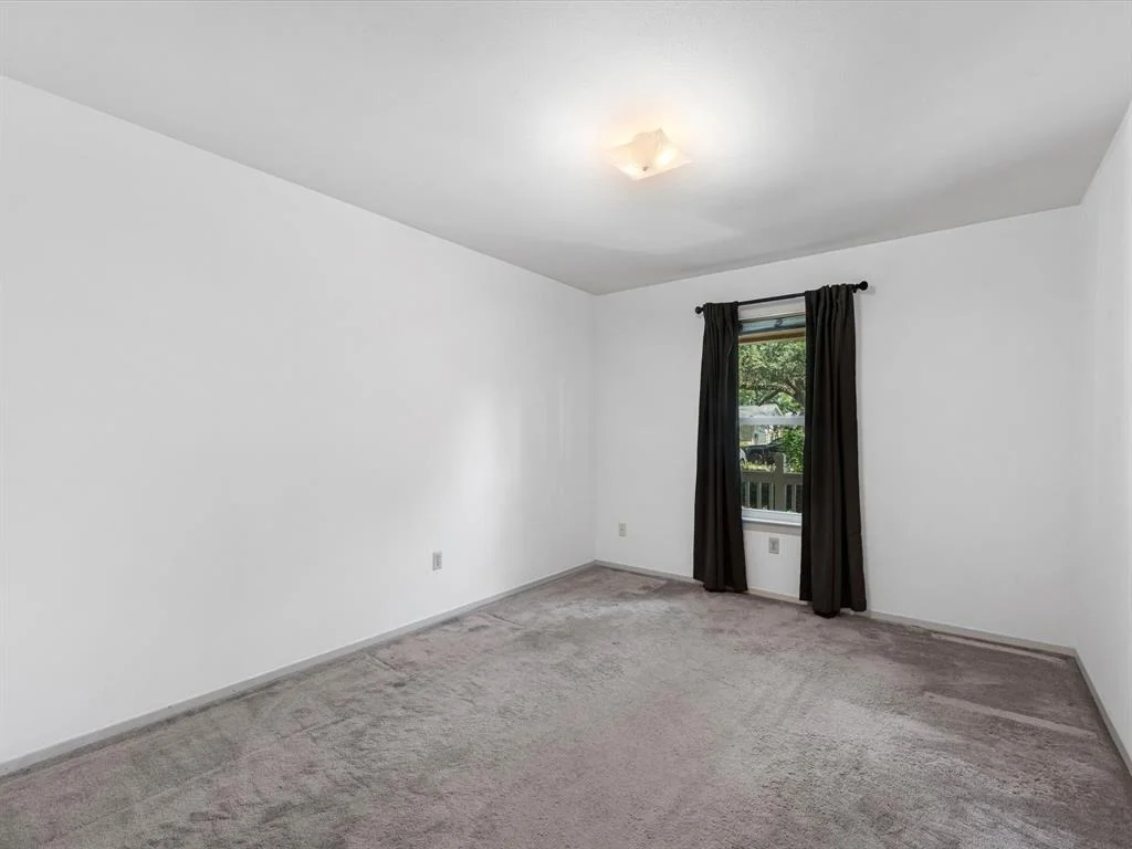 Photo of 12507 Dermott Drive