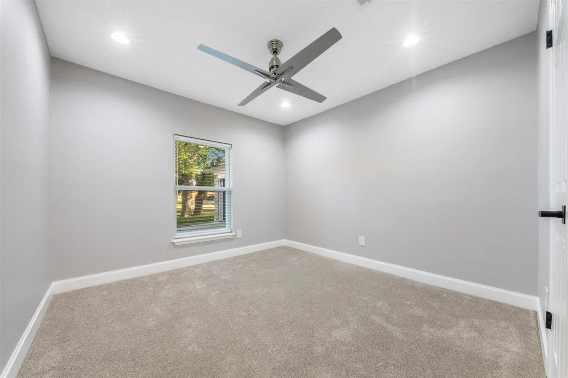 Photo of 6502 Trail Valley Way