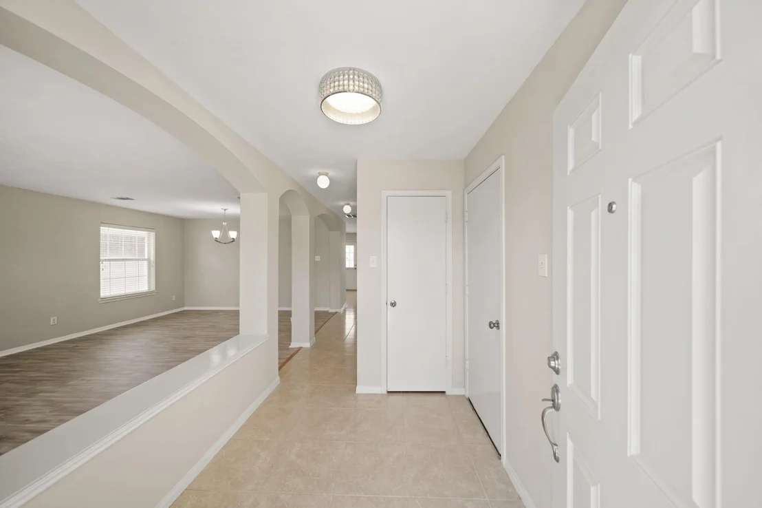 Photo of 8119 Solara Bend