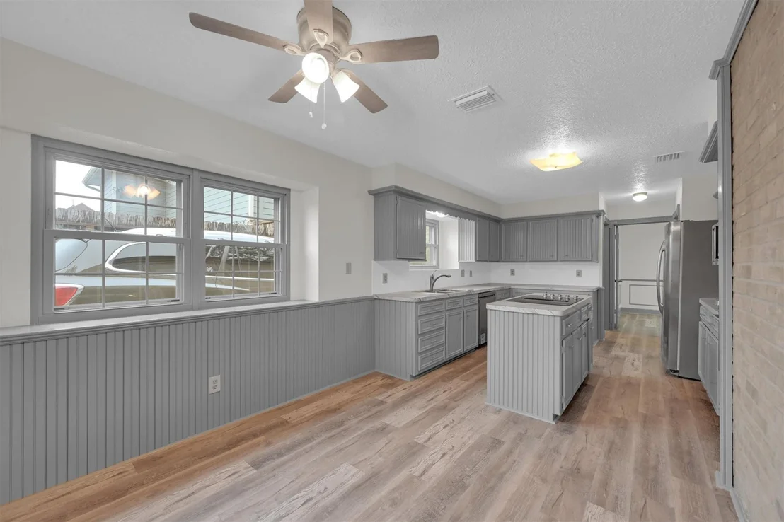 Photo of 7522 Live Oak Drive