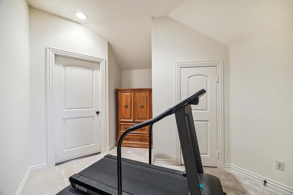 Photo of 1 Commanders Point