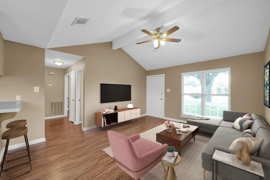 Photo of 15236 Starboard Drive