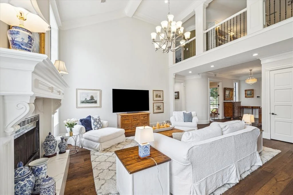 Photo of 9 S Brokenfern Drive