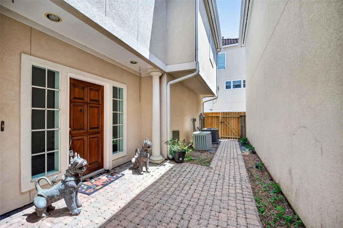 Photo of 7131 Harmony Cove