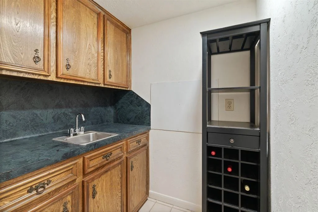 Photo of 17615 Loring Lane