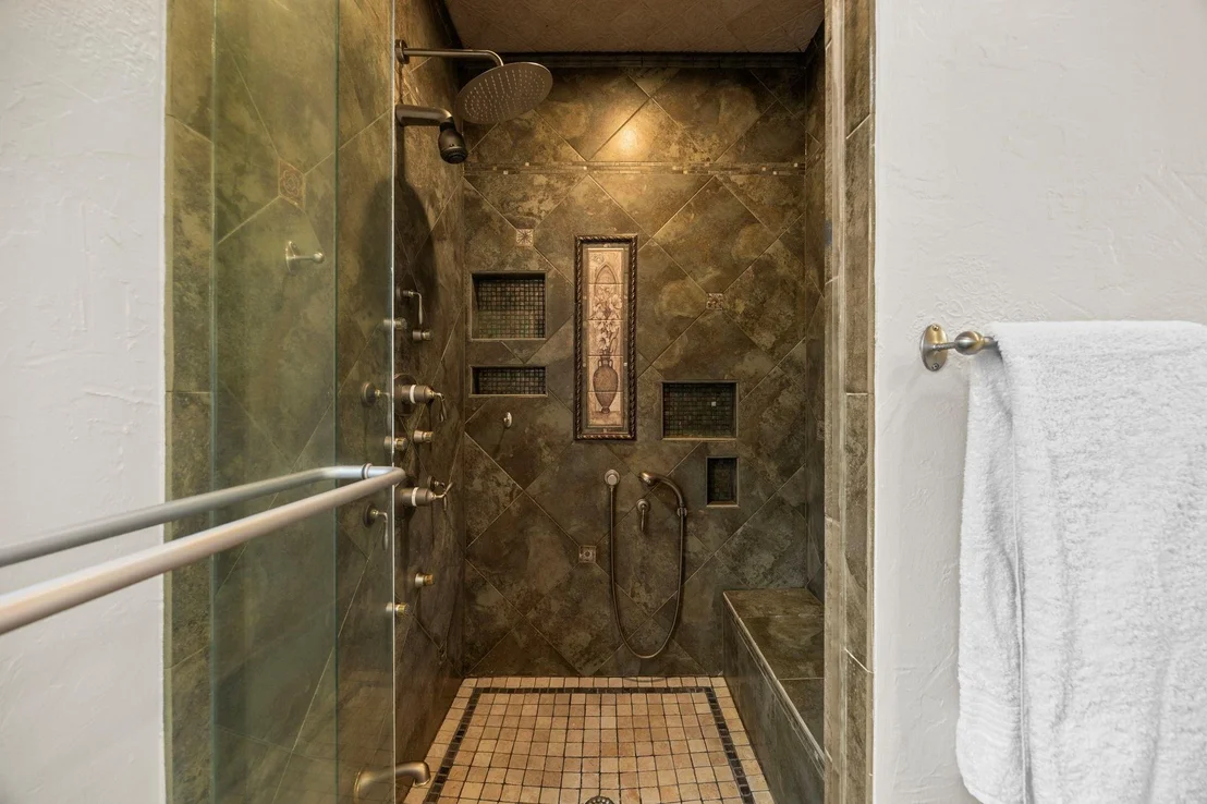 Photo of 4447 Balboa Drive
