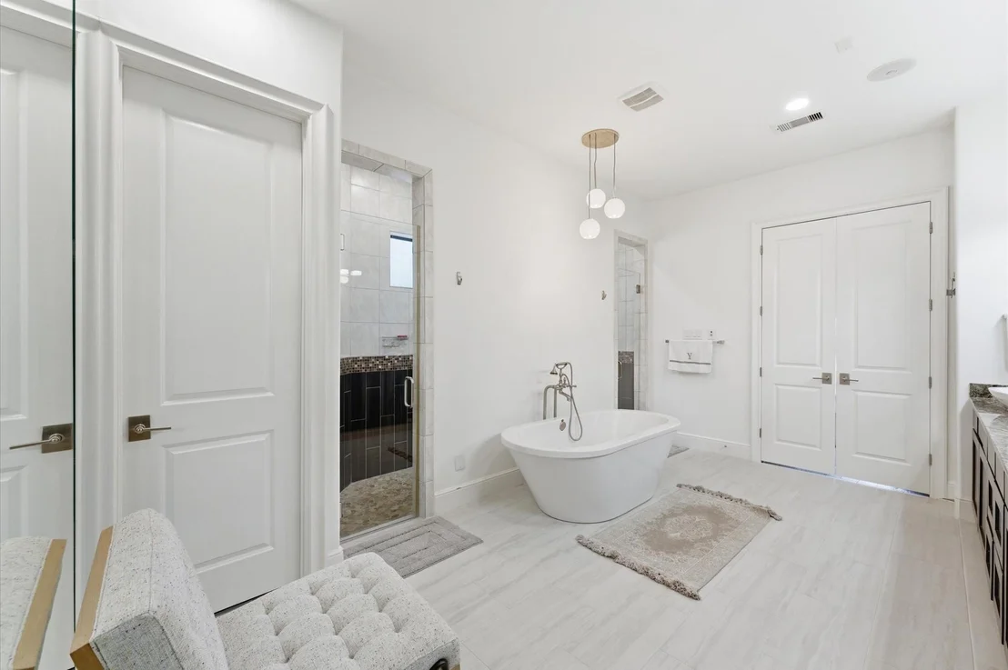Photo of 63 W Loftwood Circle
