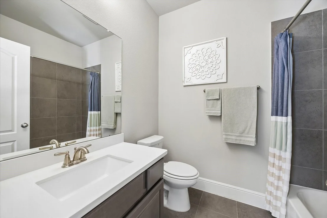 Photo of 15 Overland Heath Drive