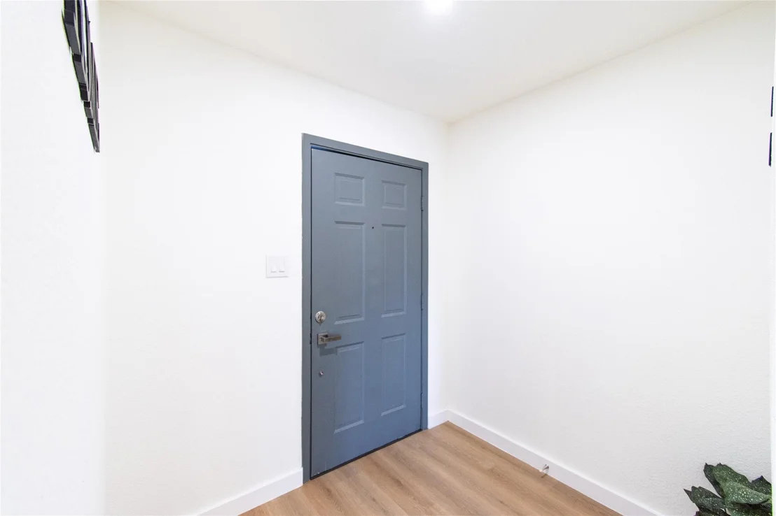 Photo of Unit 8650 at 8650 Maplecrest Drive