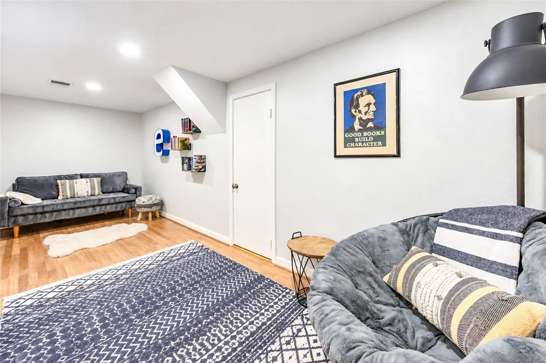 Photo of 814 Spear Point Cove