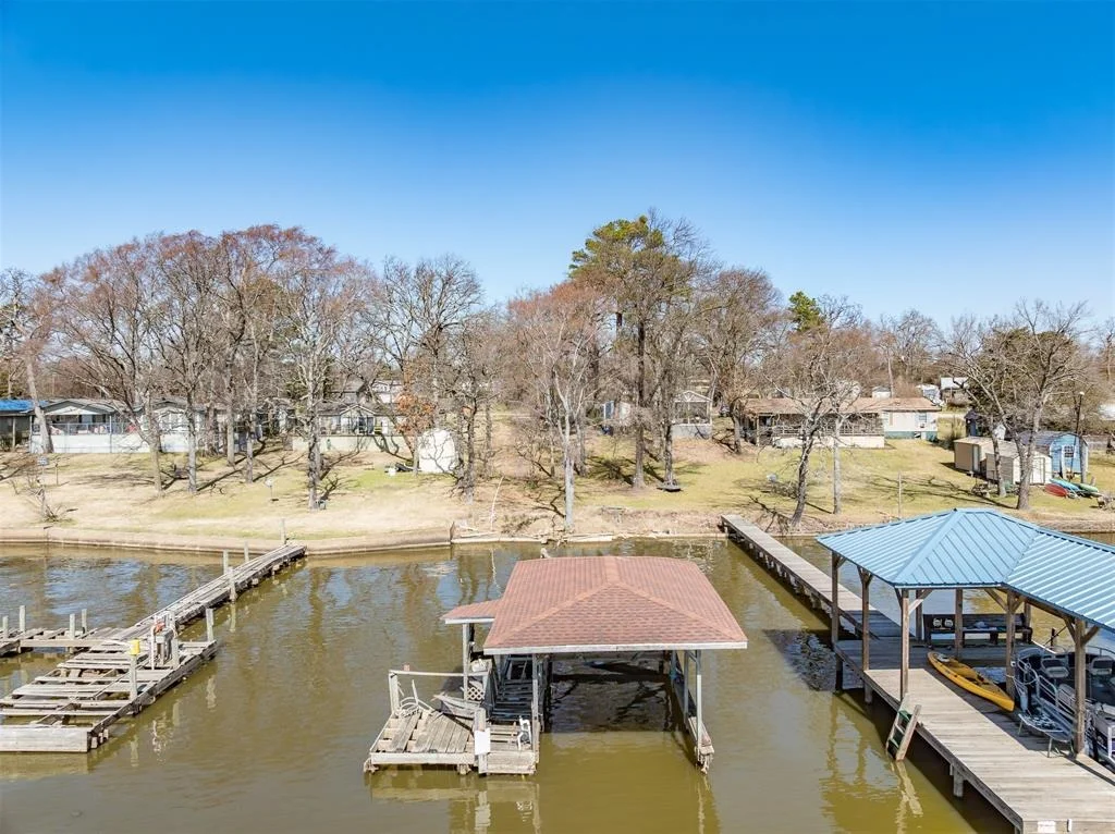 Photo of 1322 Shoreline Circle