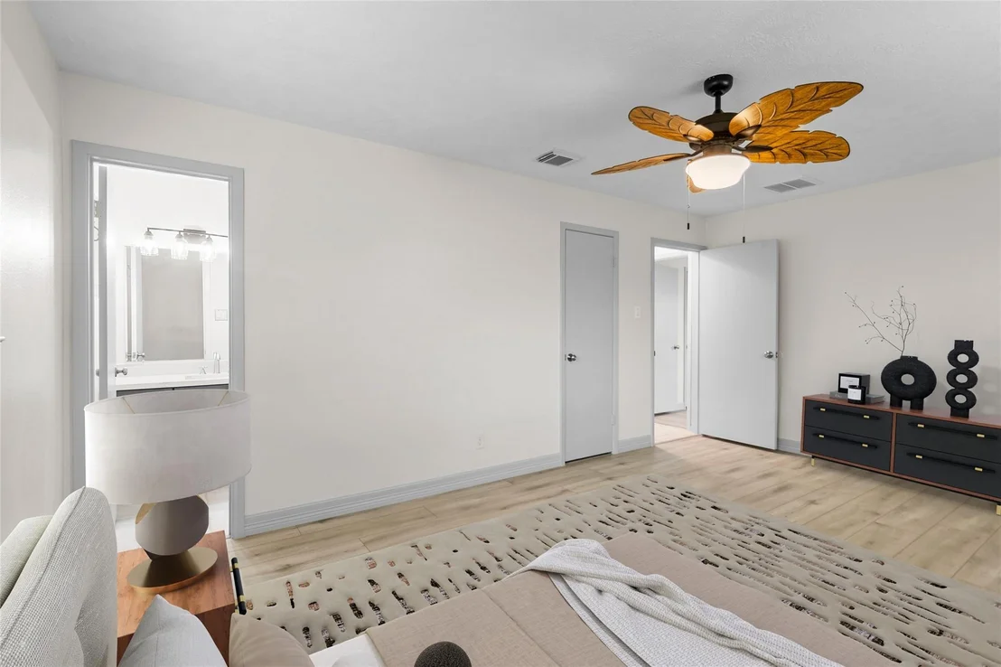 Photo of 1102 Brenda Drive