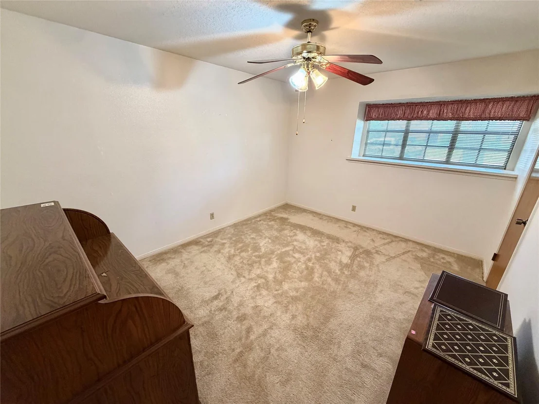 Photo of 3 S Erik Drive