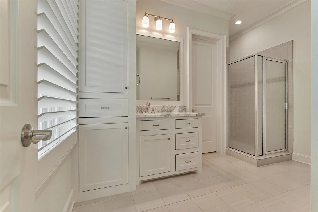 Photo of 22 E Shore Drive