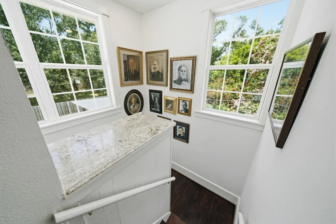 Photo of 5313 Palm Drive