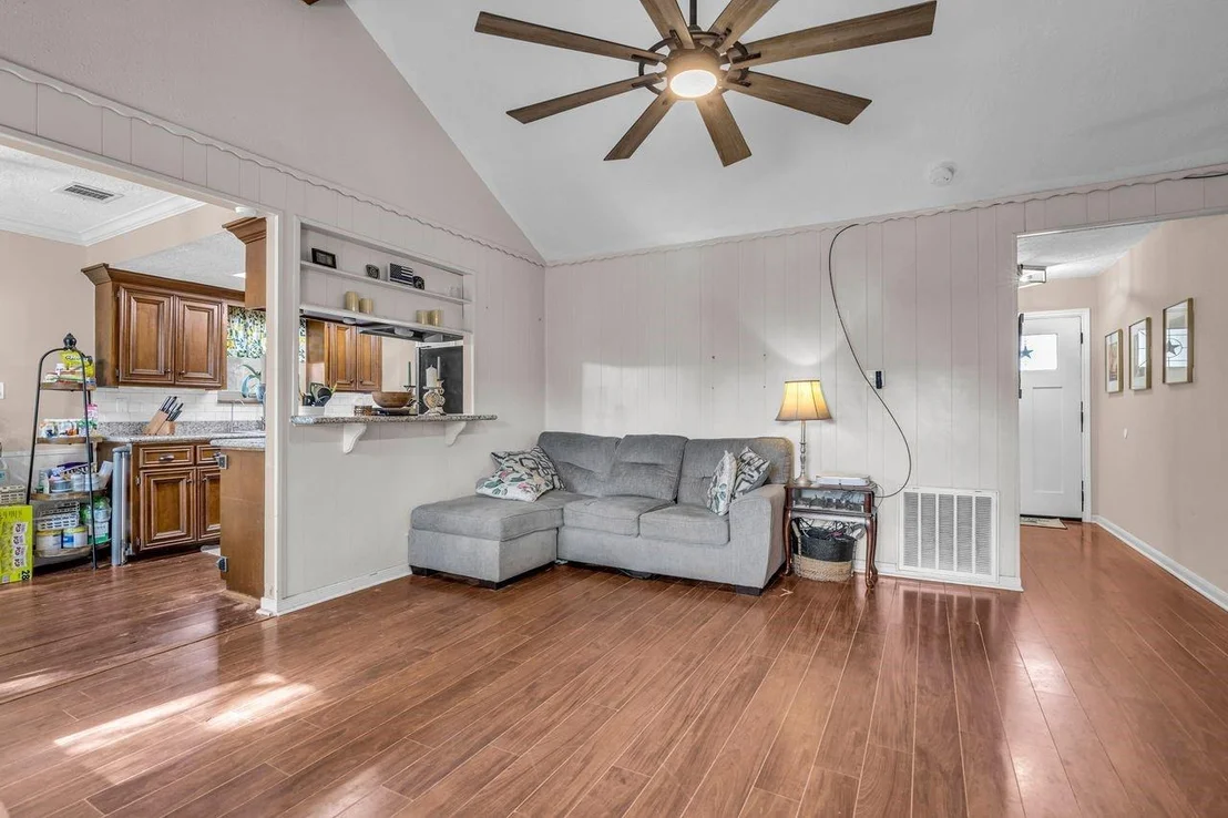 Photo of 18019 Blundell Drive