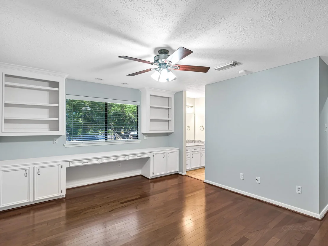 Photo of 3102 Willow Creek Lane