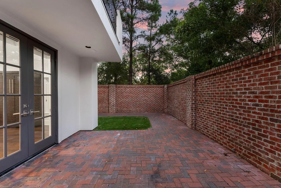 Photo of 130 Gateway Park Place