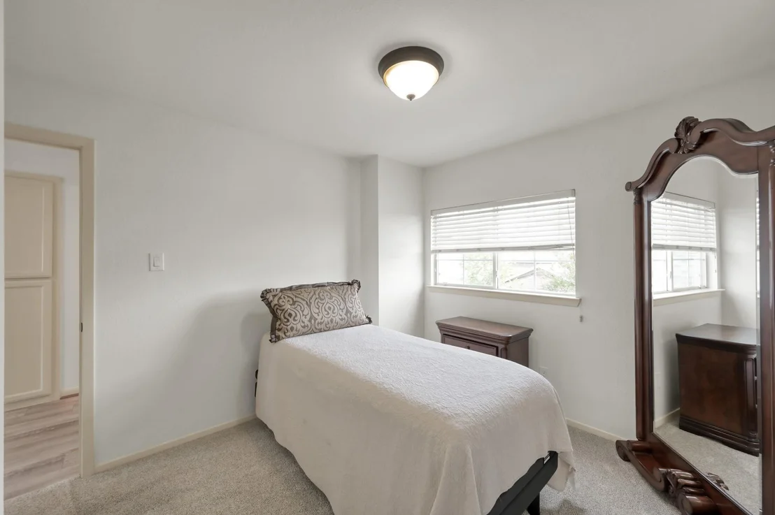 Photo of 21815 Mossy Field Lane