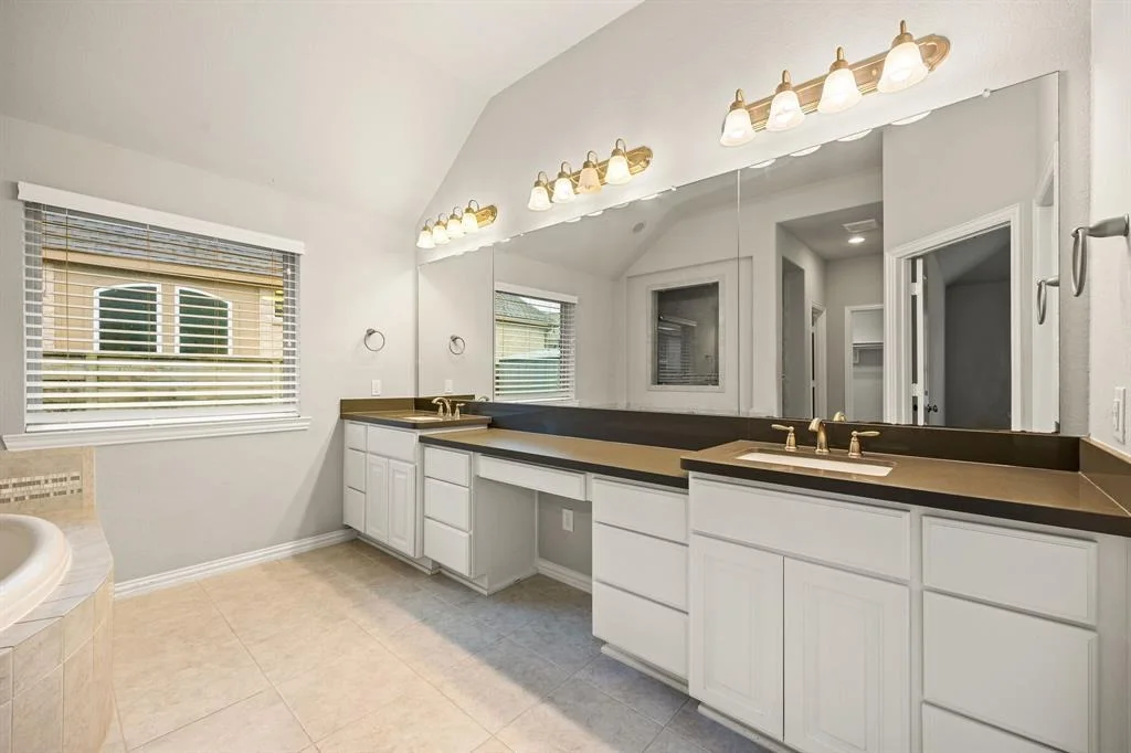Photo of 4511 Juniper Ridge Ln