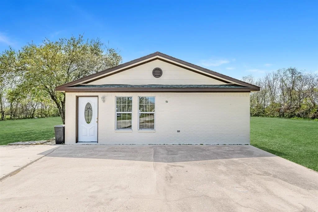 Photo of 1112 Misty Way Drive