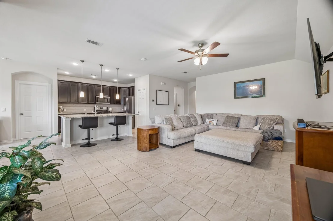 Photo of 4335 Imperial Gardens Drive