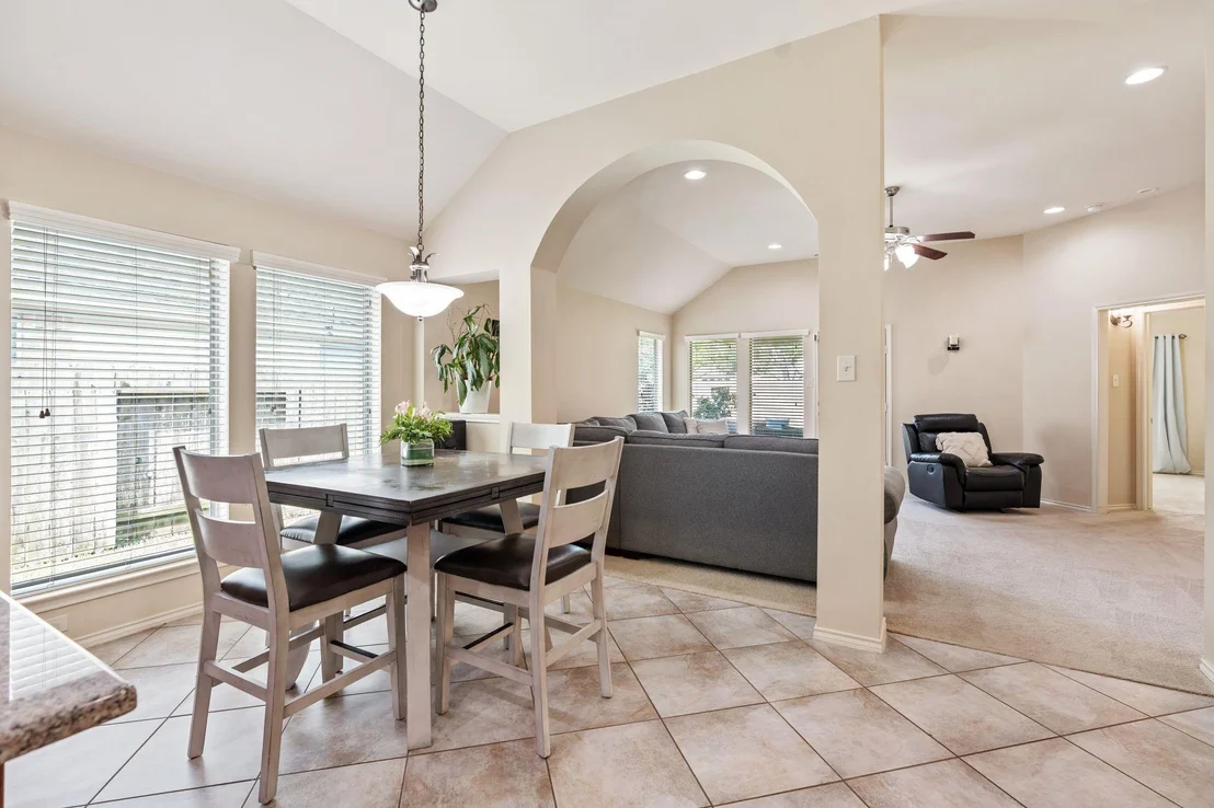 Photo of 2606 Silverton Bend
