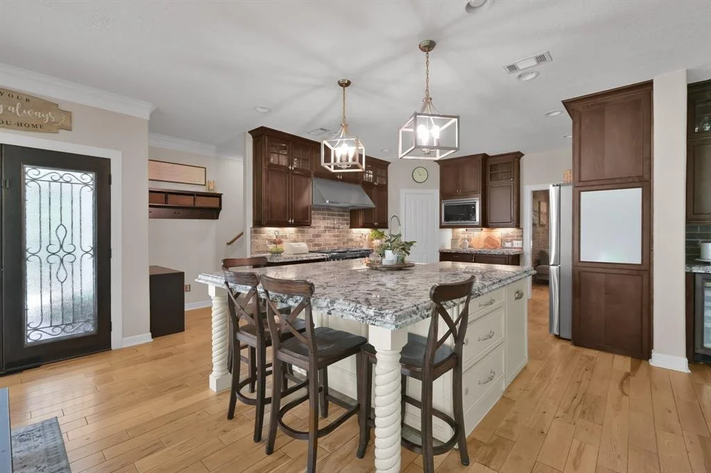 Photo of 10326 Paradise Valley Drive