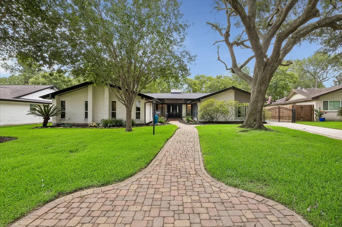 Photo of 1446 Davon Lane