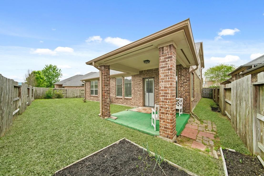 Photo of 322 Lake Rim Drive