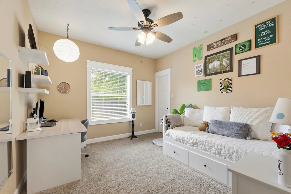 Photo of 6039 Whispering Lakes Drive