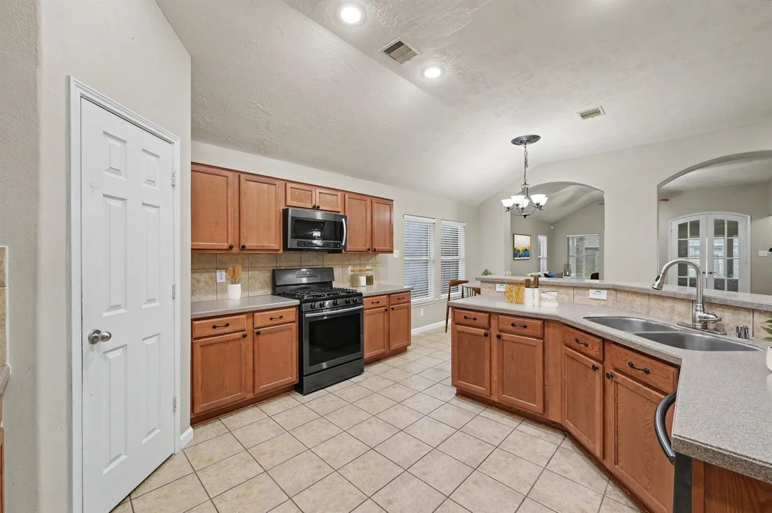 Photo of 20343 Yosemite Falls Drive