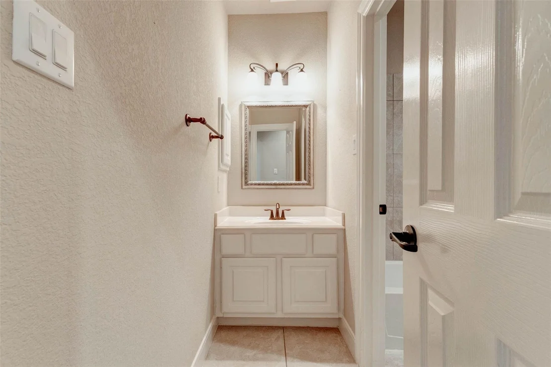 Photo of 9410 Lily Glen Lane