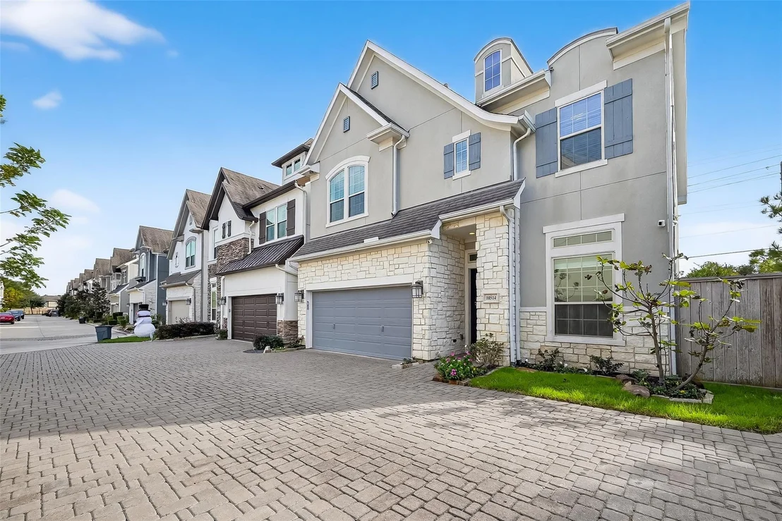 Photo of 10514 Hess Lane