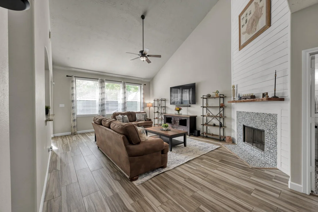 Photo of 34 W Prairie Dawn Circle