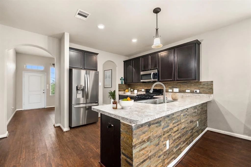 Photo of 9422 Cimarroncito Lane