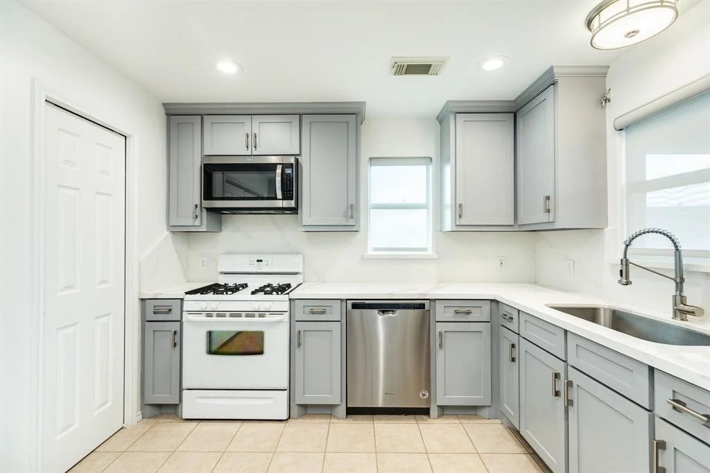 Photo of 420 Seabean Street