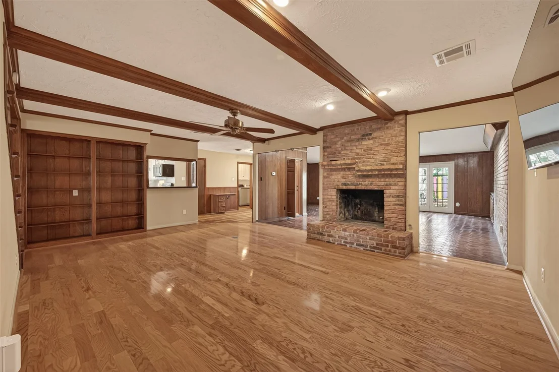 Photo of 6210 Claridge Drive