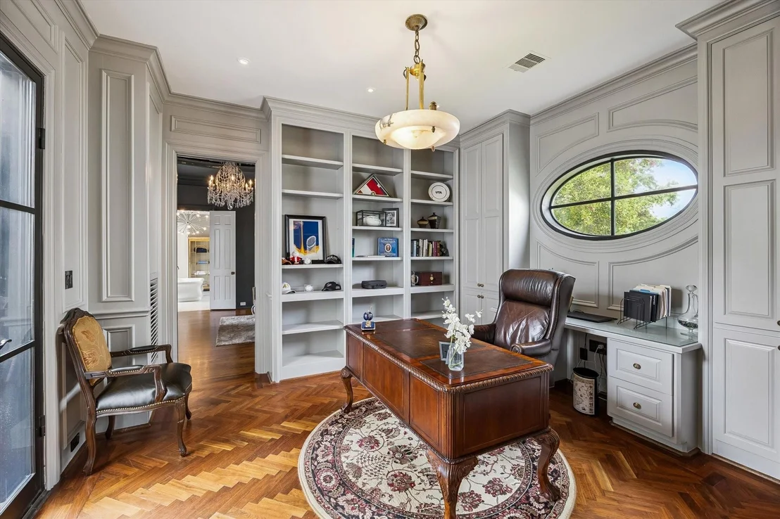 Photo of 24 Crestwood Drive