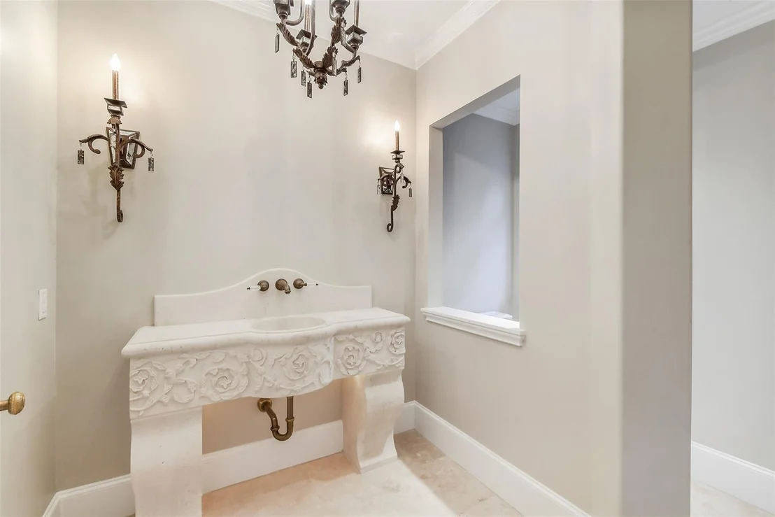 Photo of 5626 Terwilliger Way