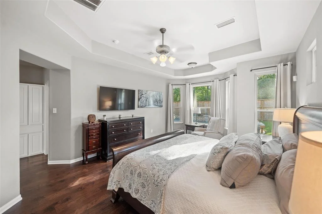 Photo of 147 S Evangeline Oaks Circle
