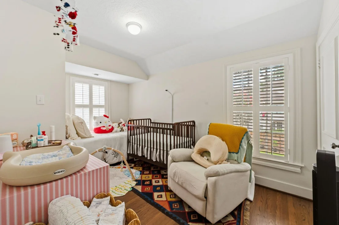 Photo of 6111 Wakeforest Avenue