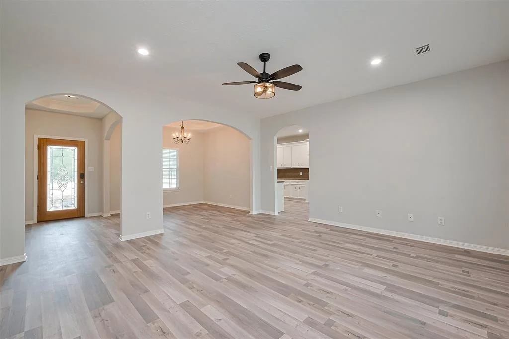 Photo of 9637 Roda Drive