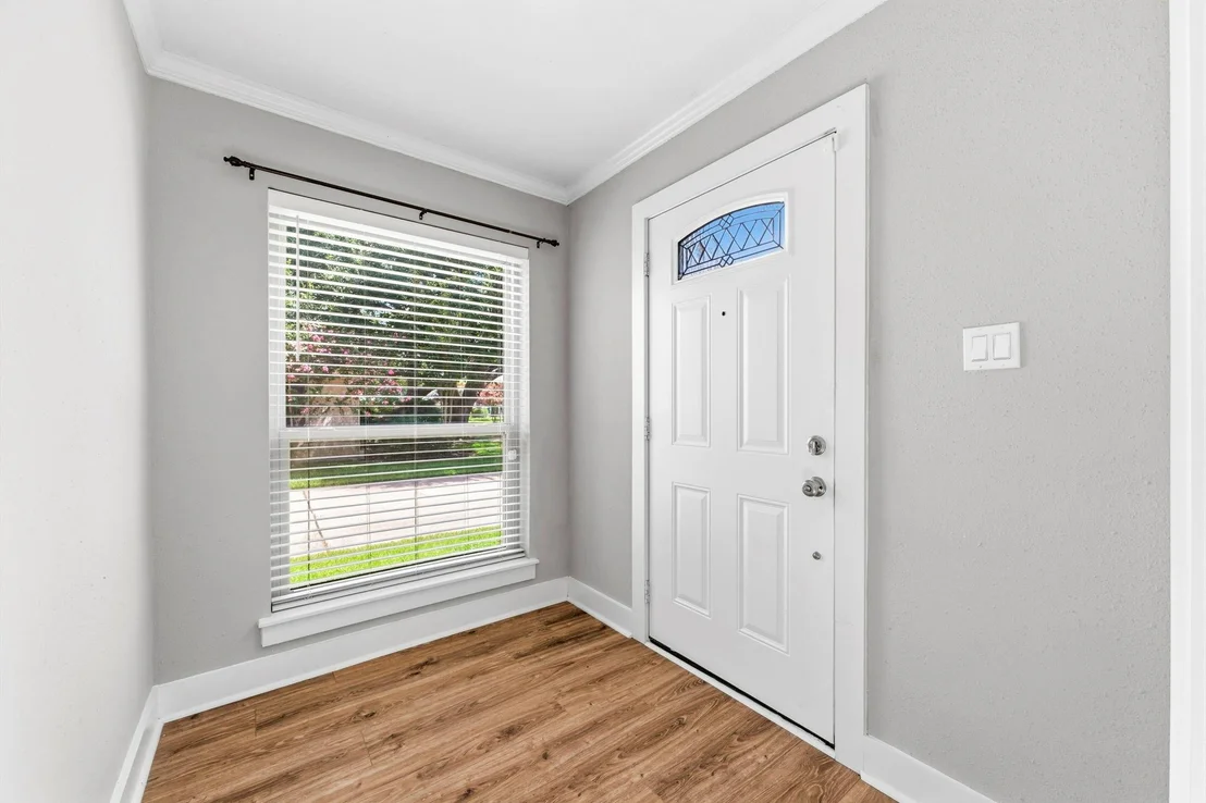 Photo of 1410 Park Wind Drive