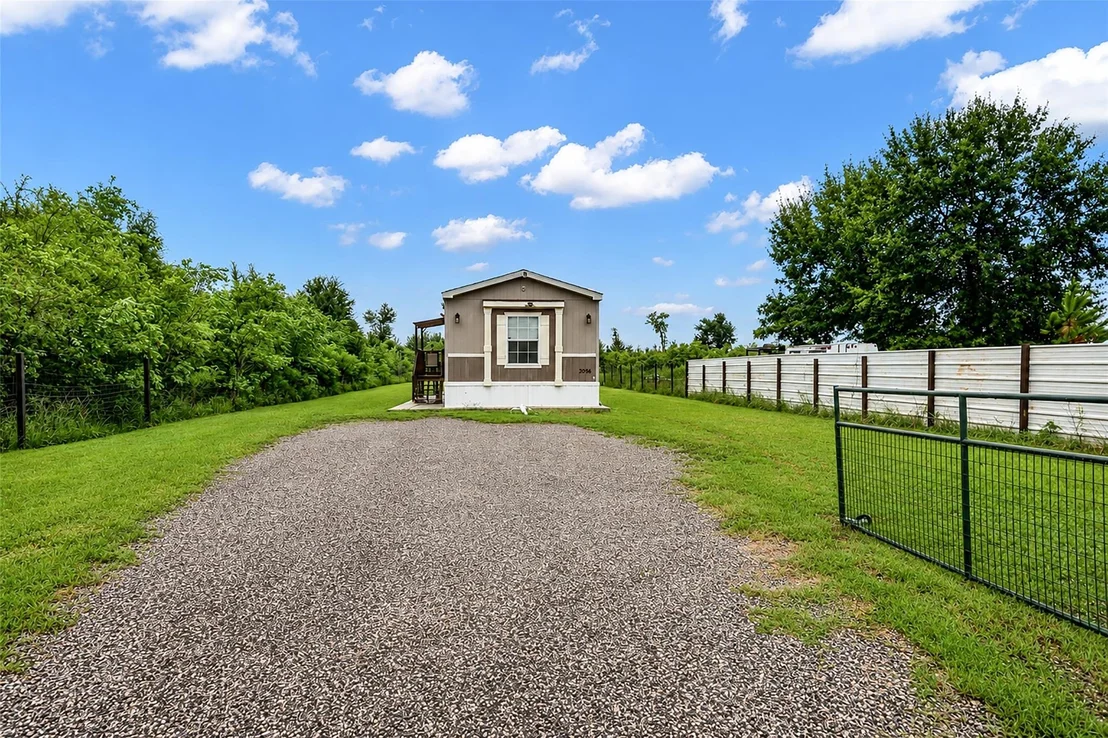 Photo of 2056 Road 5210