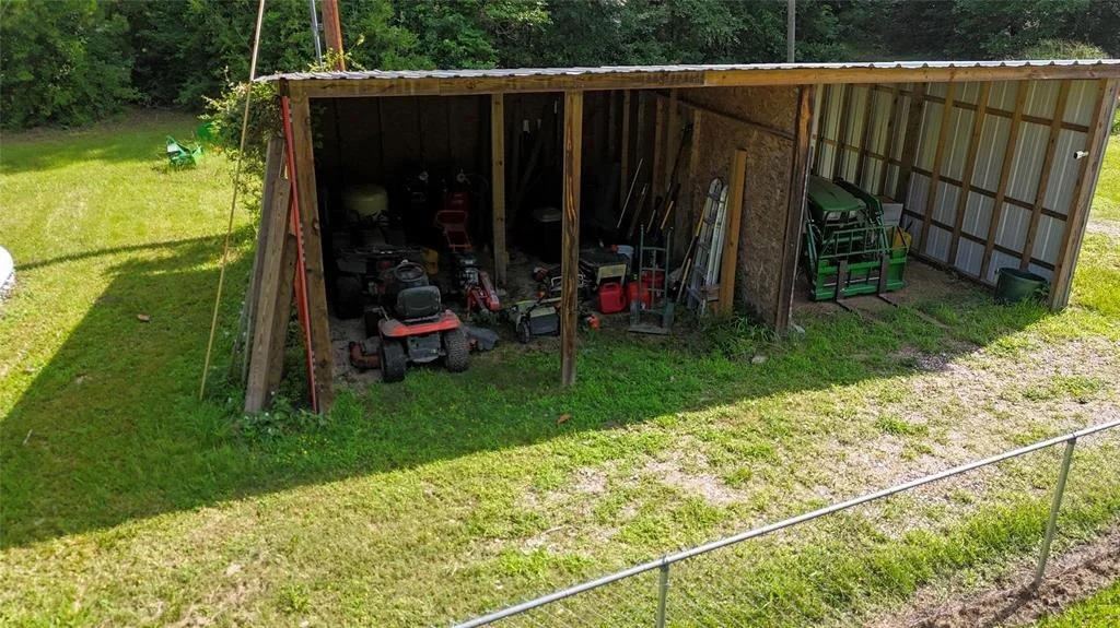 Photo of 2301 Hines Lake Road