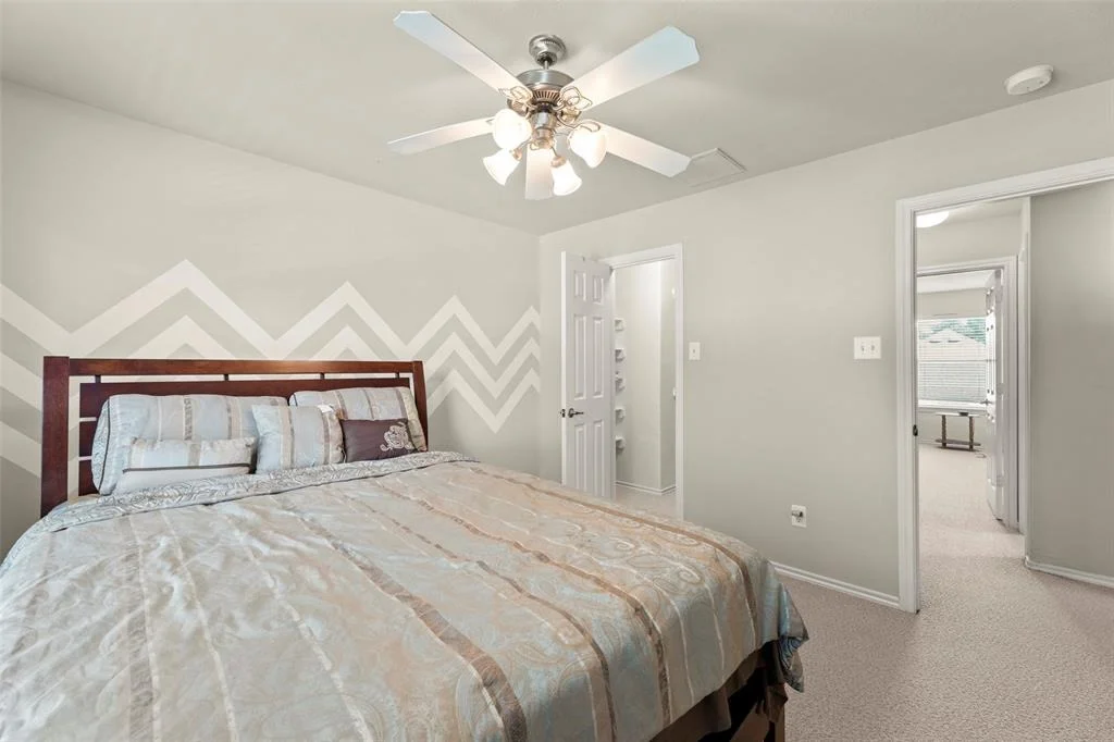 Photo of 24930 Lakecrest Manor Drive