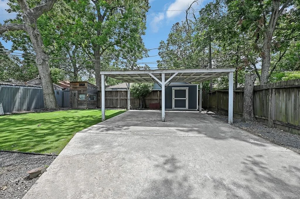 Photo of 1218 Studewood Street