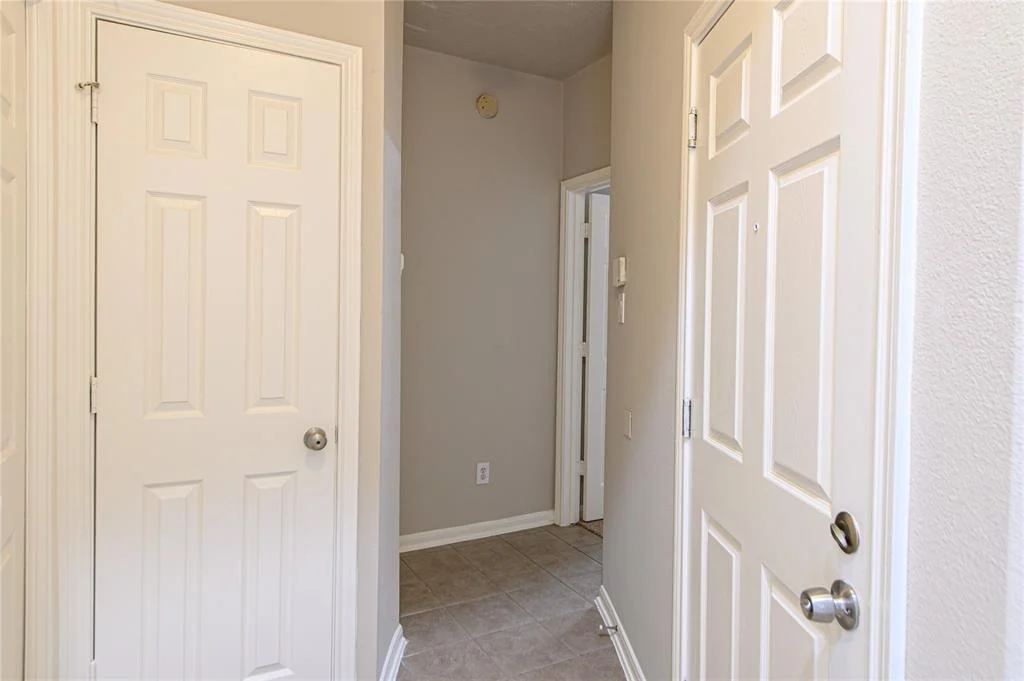 Photo of 815 Forest Bark Lane