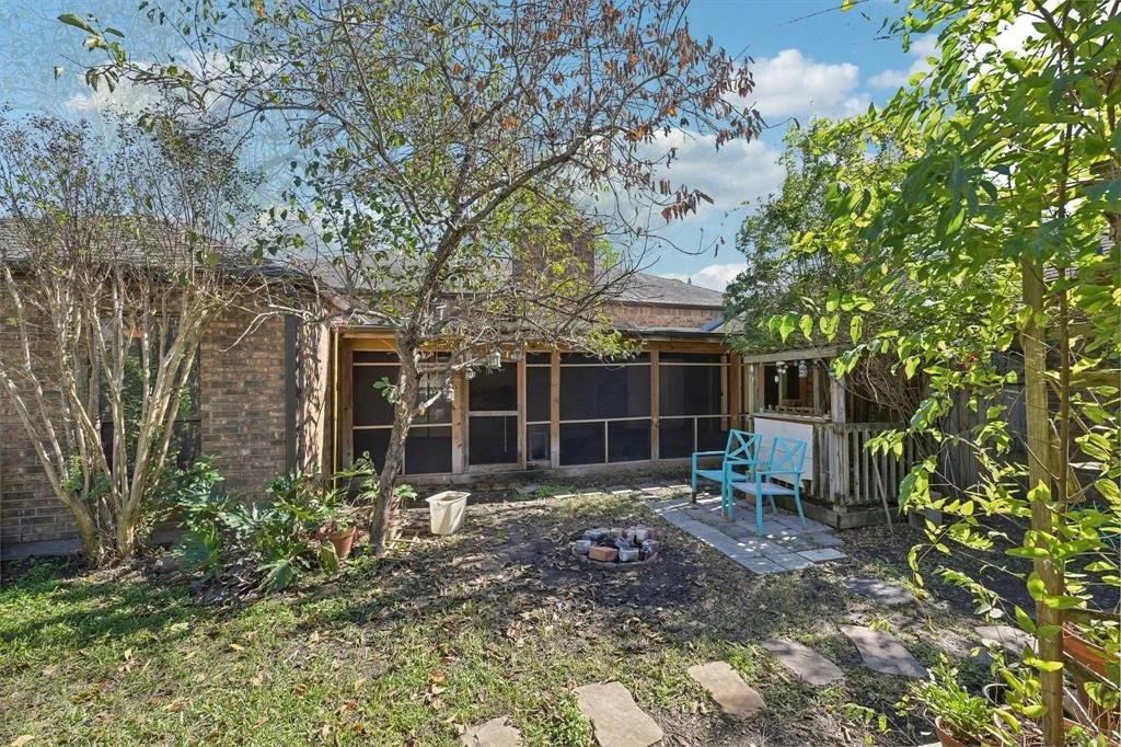 Photo of 7202 Las Brisas Drive
